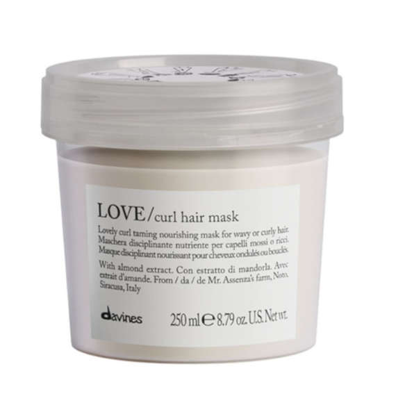 Essential Haircare Love Curl Hair Mask maska podkreślająca skręt 250 ml Davines