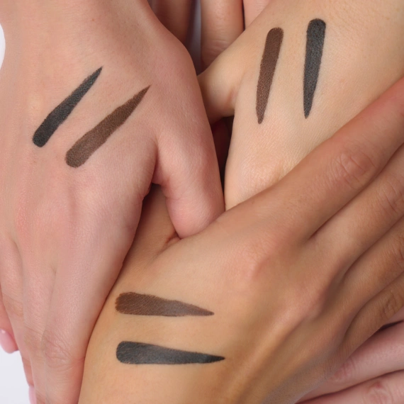 Kredka do oczu Zanature Perfect Lines Eye Pencil No 07 Black 2,5 g