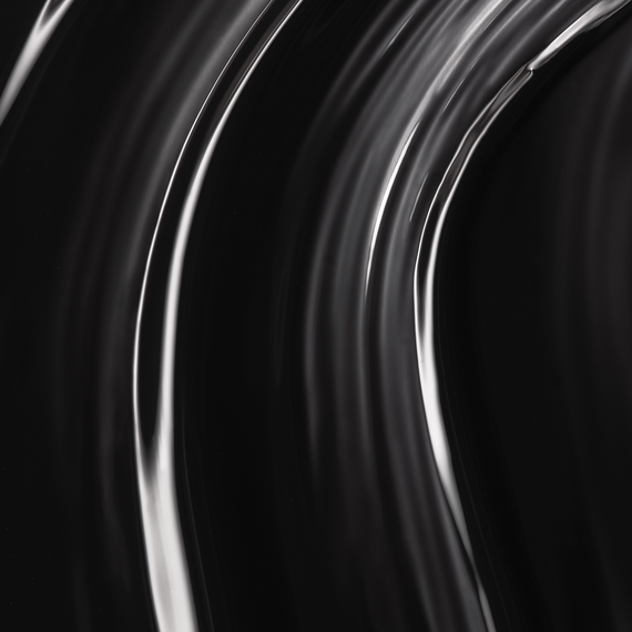 Lakier hybrydowy Andreia Professional The Gel Polish G42 z mocną pigmentacją czerń 10,5 ml