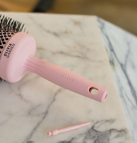 Szczotka Olivia Garden Expert Blowout Speed Wavy Bristles do suszenia i modelowania włosów różowa 55 mm