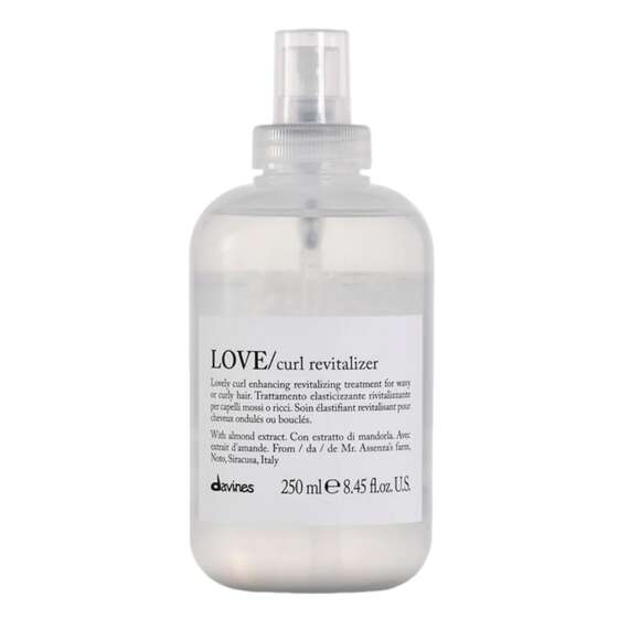 Mgiełka Davines Essential Haircare LOVE CURL odświeżająca do włosów kręconych 250 ml